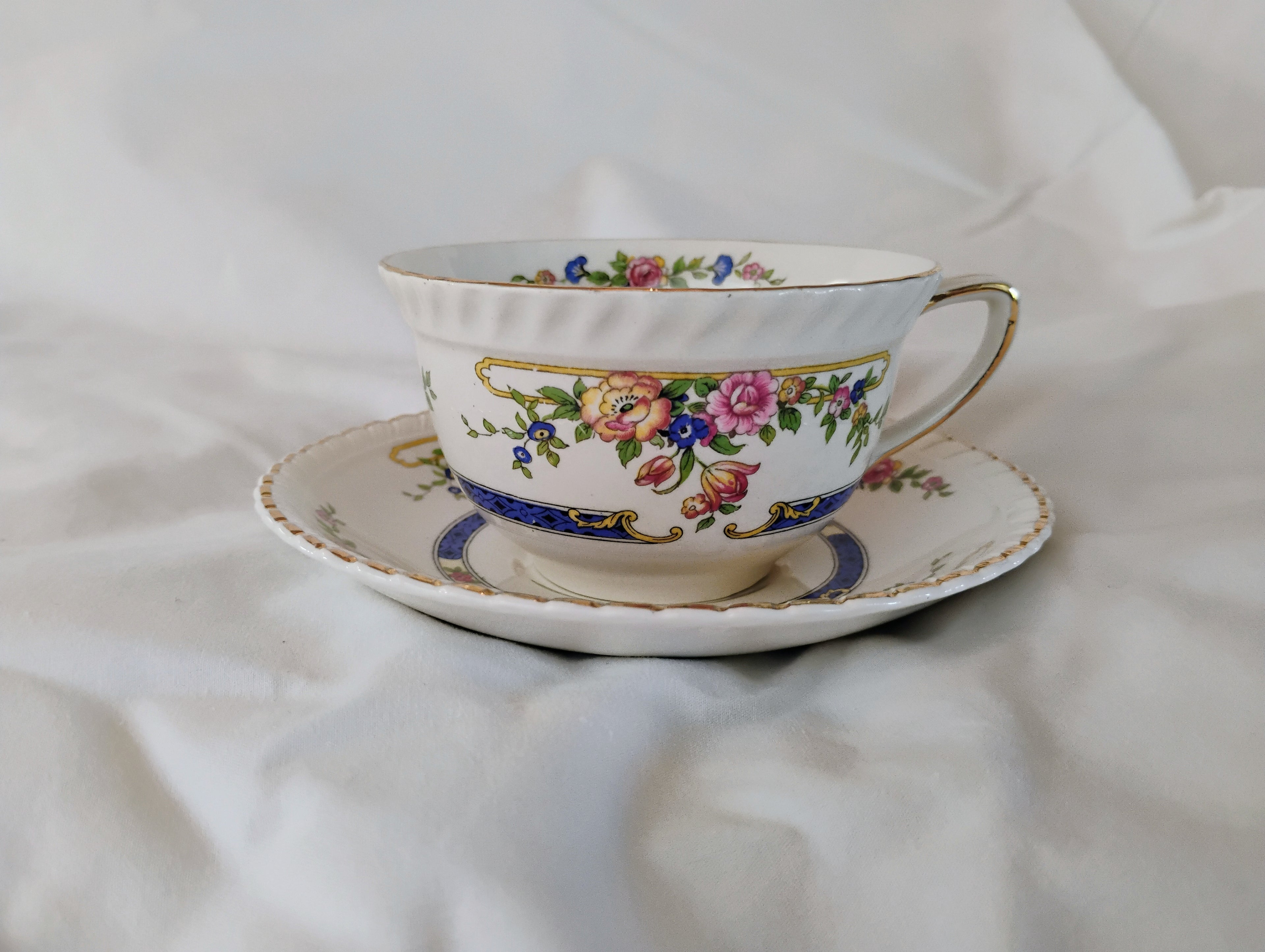 Johnson Brothers "Old English" Tea Cup — England