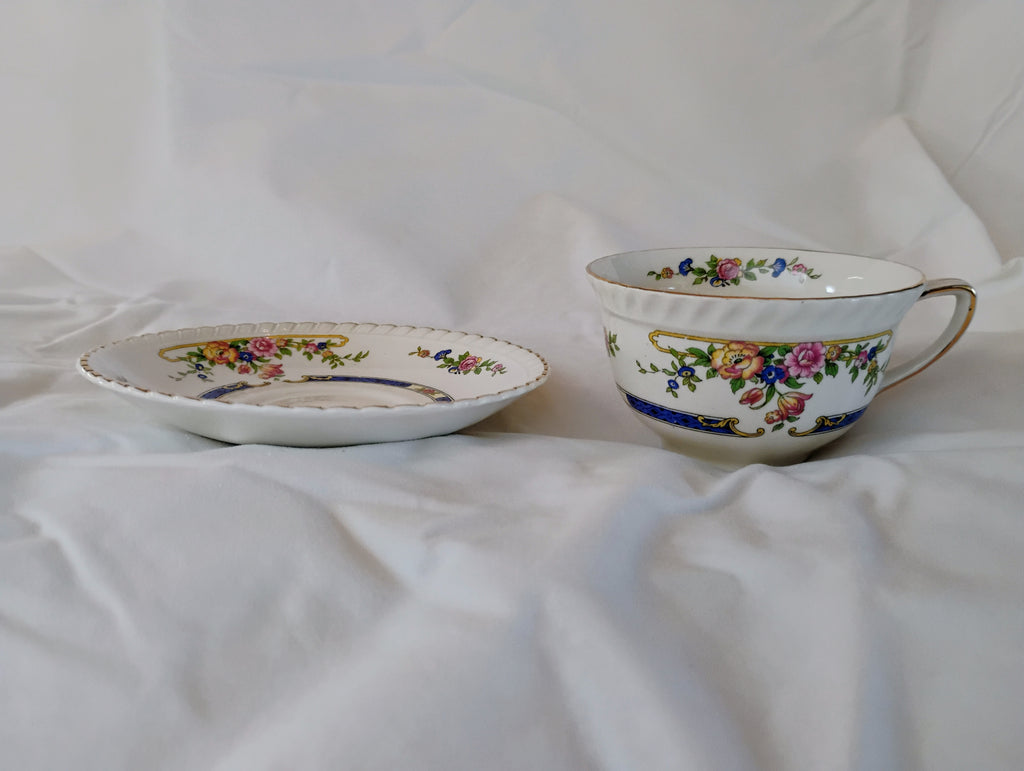 Johnson Brothers "Old English" Tea Cup — England