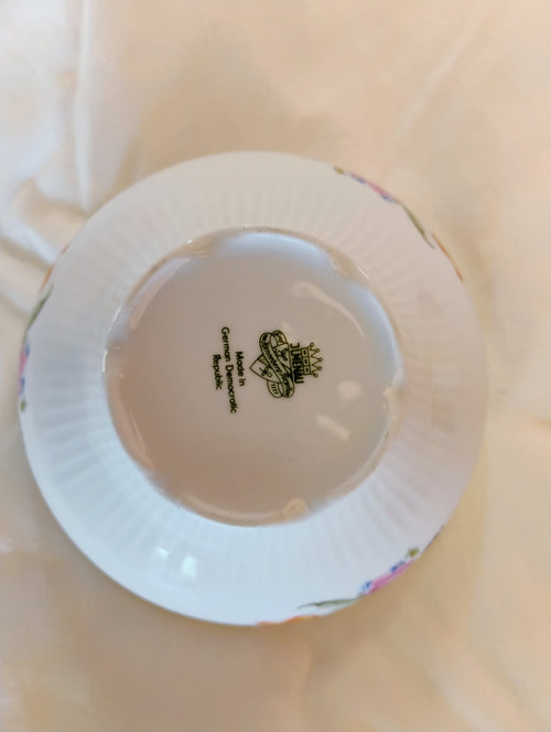 East German Porcelain Bowl — Streublumen Scattered Flowers, Pre-1990 GDR