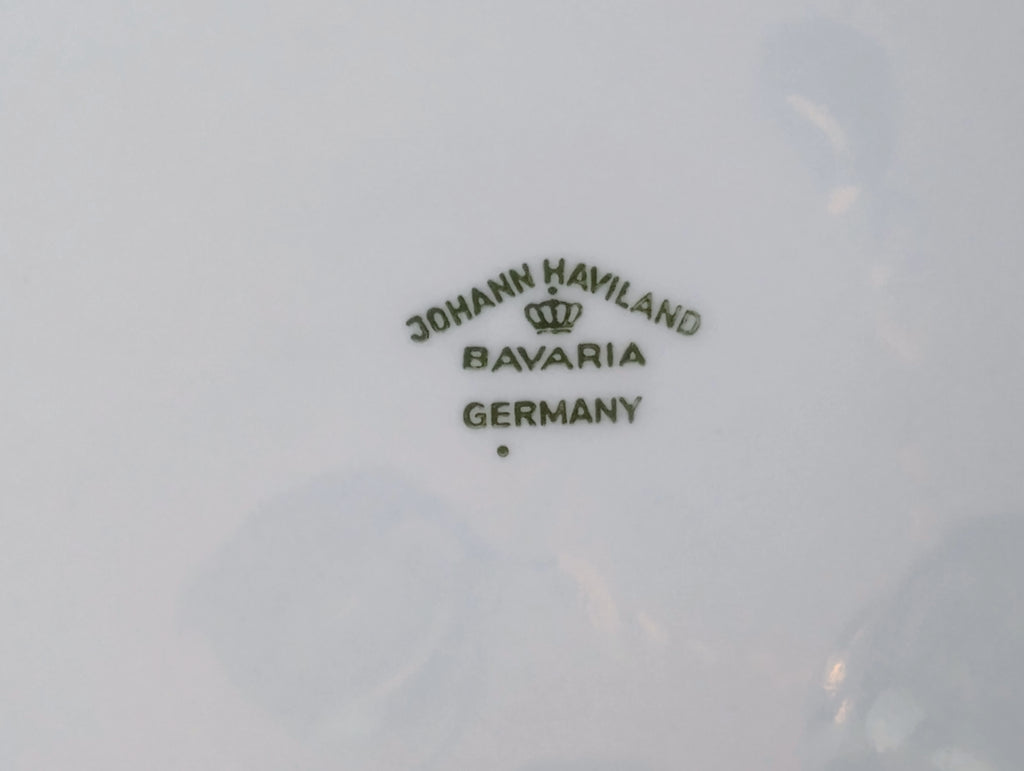 Johann Haviland Bavaria Lidded Porcelain Casserole Dish — Wildflower Garland with Platinum Rim