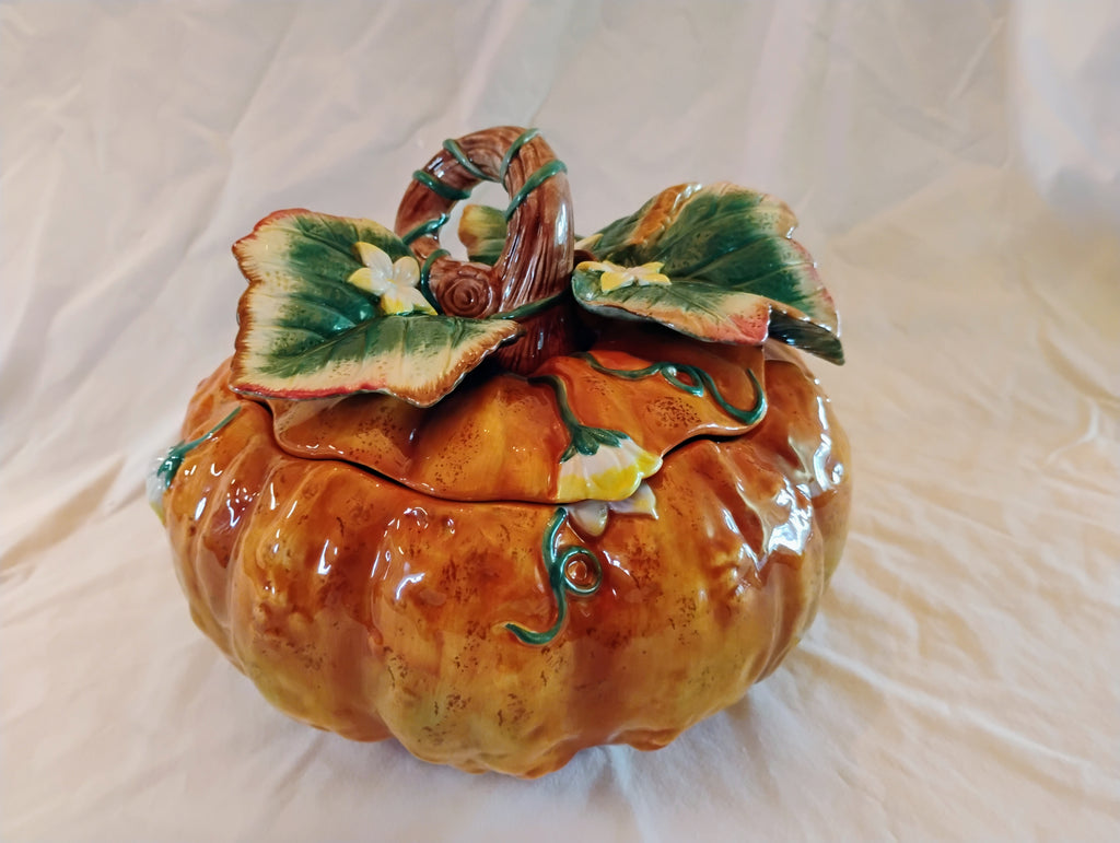Fitz and Floyd Gardening Gourmet Pumpkin Tureen with Lid
