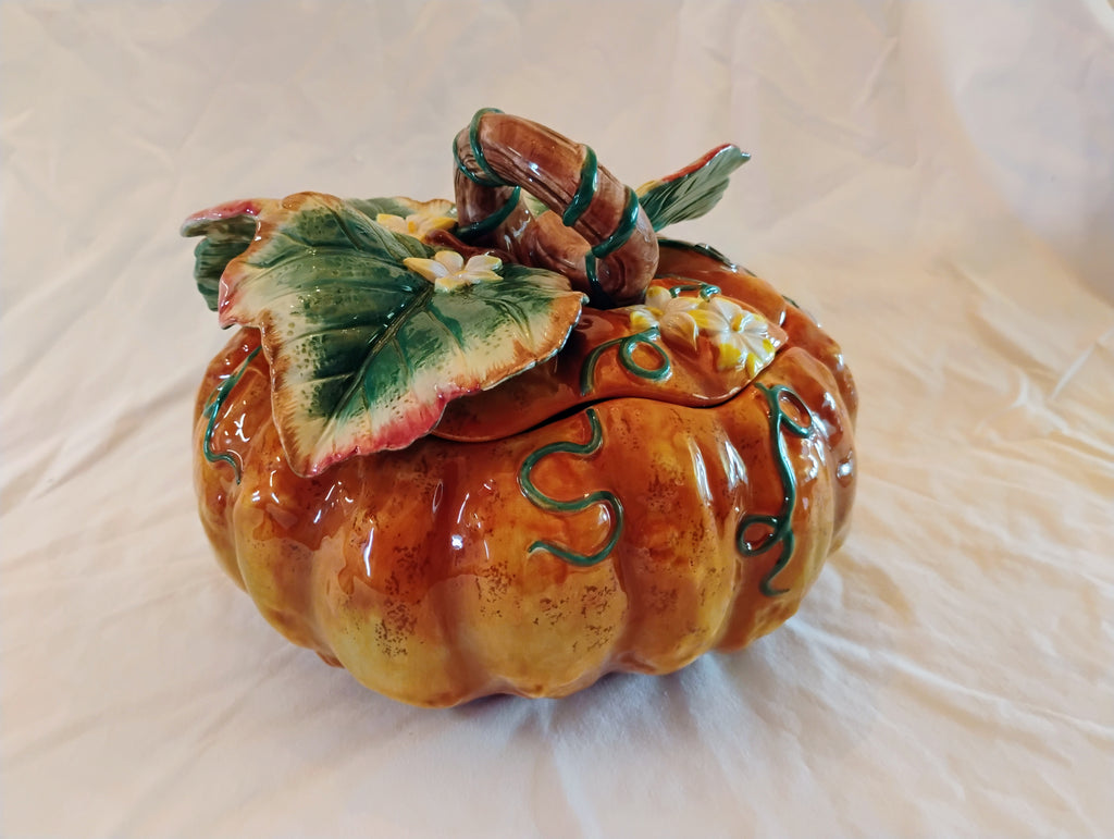 Fitz and Floyd Gardening Gourmet Pumpkin Tureen with Lid