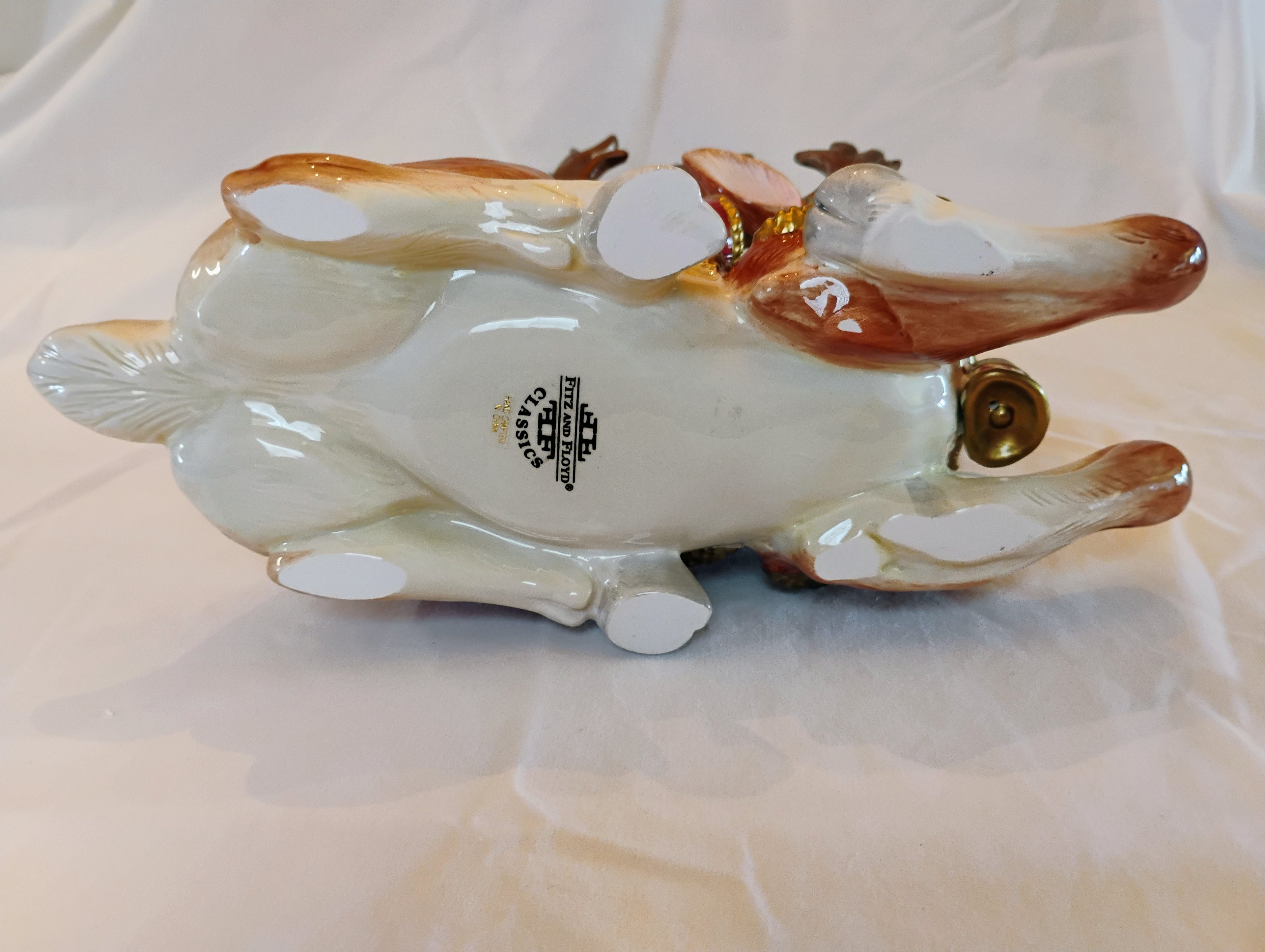 Fitz and Floyd Classics Christmas Reclining Reindeer Figurine — Original Box