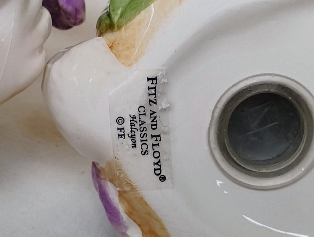 Fitz and Floyd Classics Pansy Bunny Salt & Pepper Shaker Set with Pansy Leaf Tray — Original Box