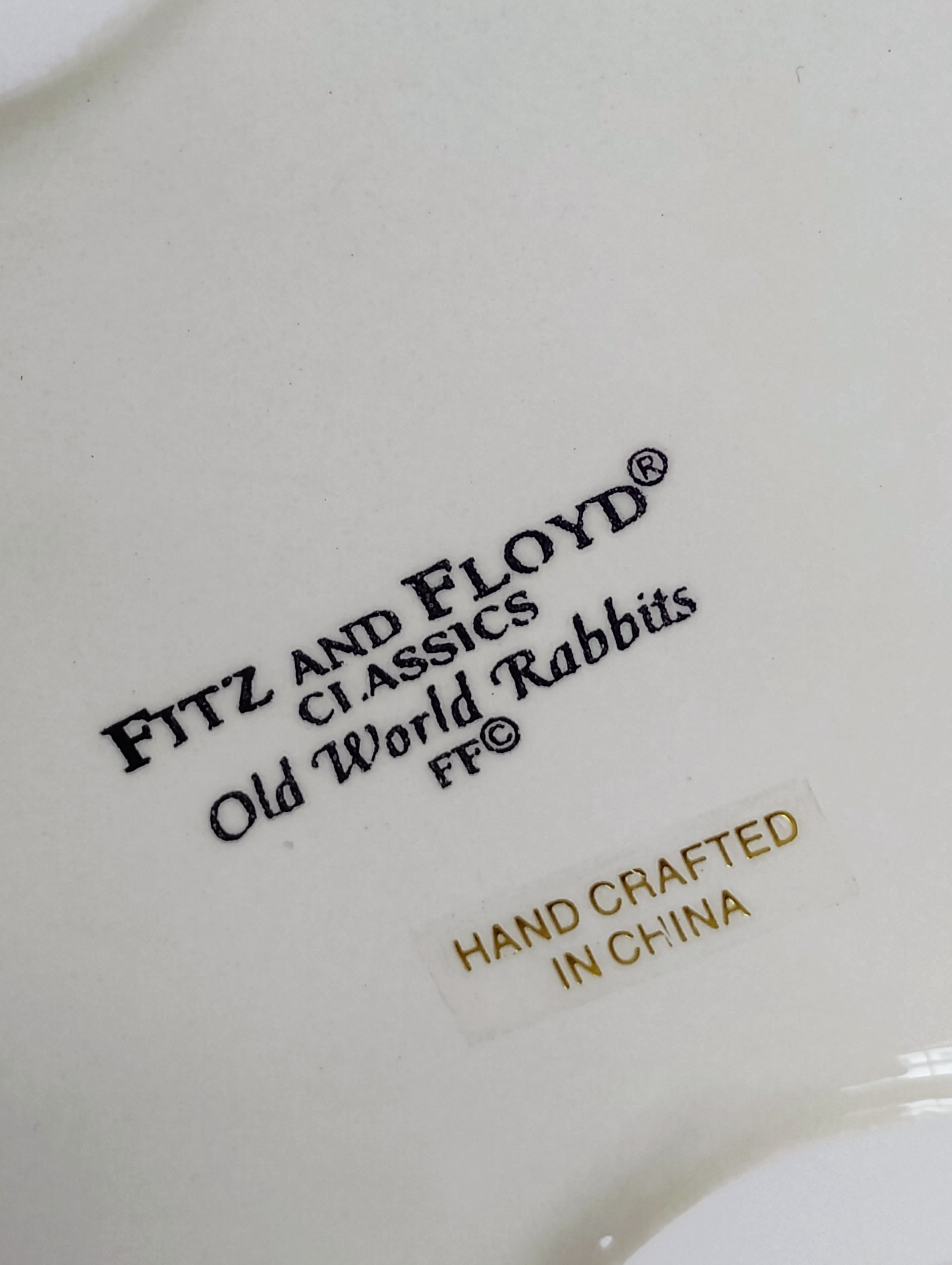 Fitz and Floyd Classics Old World Rabbits Gentleman Rabbit Figurine — Original Box